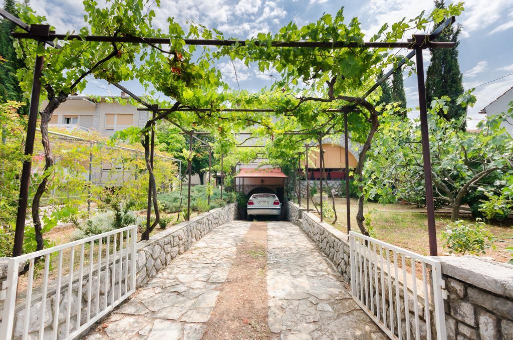 Apartment Bozena Punat Exterior foto